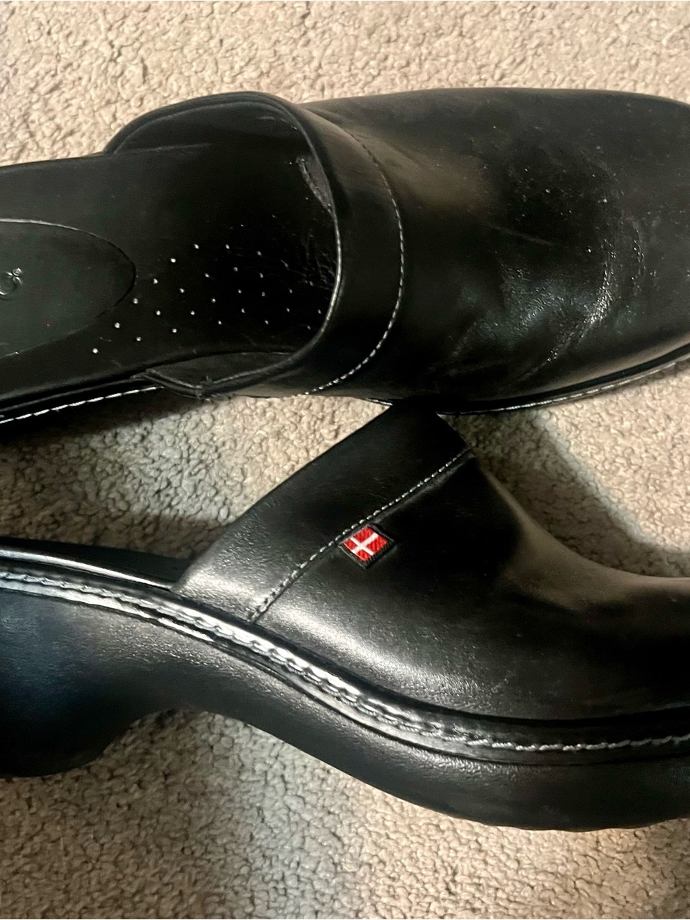 Ecco Black Leather Casual Clogs with Danish Flag Accent size 40